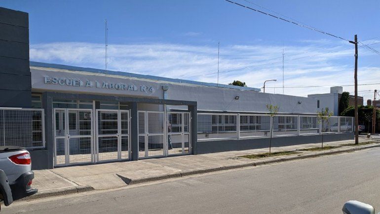 La Escuela Laboral 4 de Cipolletti fue inaugurada en 2021. La Escuela Laboral 4 de Cipolletti fue inaugurada en 2021.