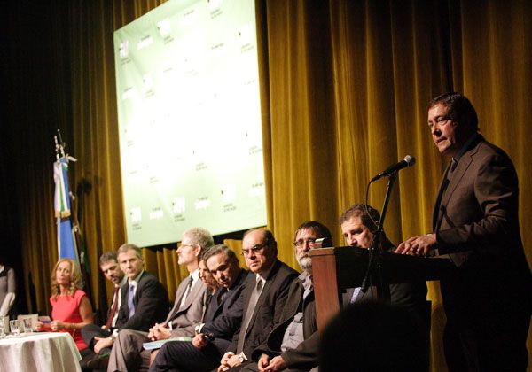 Weretilneck impulsará cambios en la Magistratura