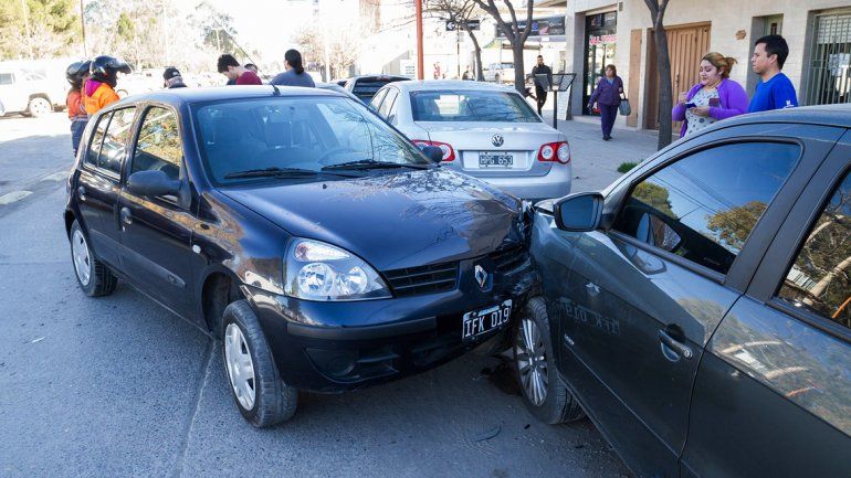 Una camioneta causó un choque en cadena