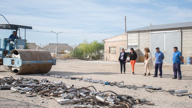 Destruyeron casi 400 caños de escape retenidos por ruidos molestos