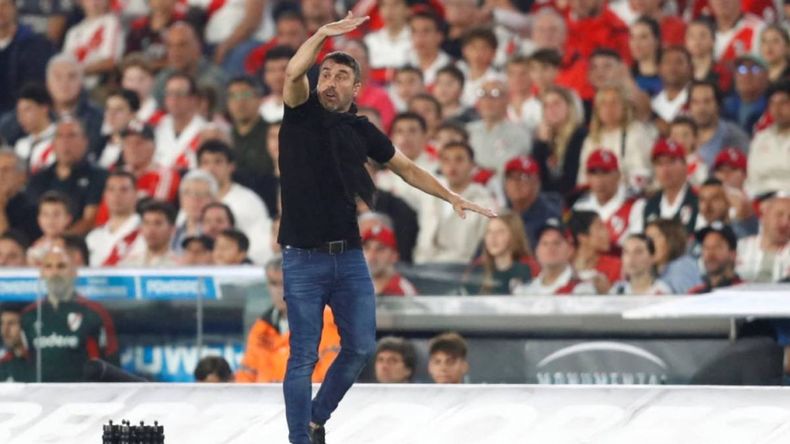 Coudet rompió el silencio y habló por primera vez sobre la posibilidad de dirigir a River: qué dijo | LMCipolletti.com Coudet rompió el silencio y habló por primera vez sobre la posibilidad de dirigir a River: qué dijo