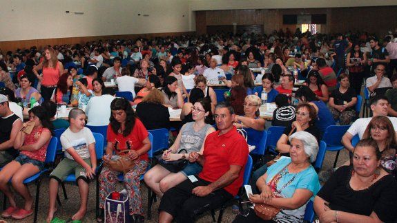 La organización GAJU suele convocar masivos bingos solidarios.