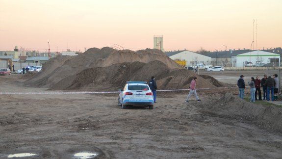 Cadáver en el baldío: descartaron que haya sido un homicidio