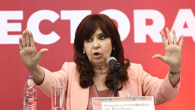 El ocaso de Cristina Kirchner: juicio, condena y fuga hacia los fueros