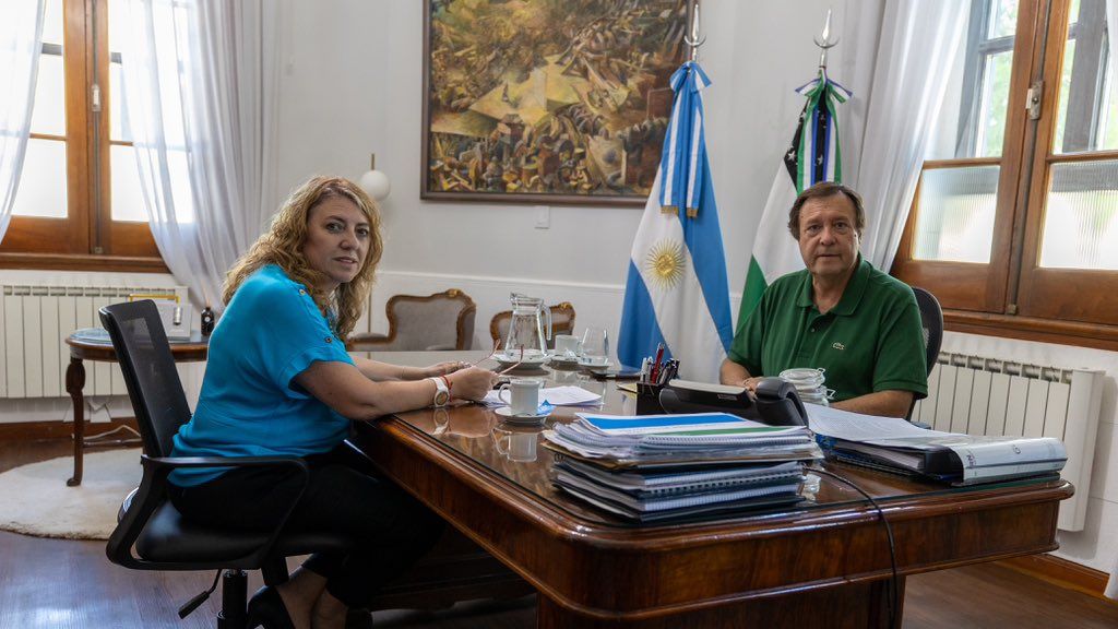 Alberto Weretilneck y Tania Lastra analizaron la baja de los contratos.&nbsp;