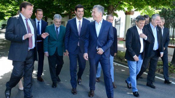 Weretilneck se reunió con Macri y respaldó el voto electrónico 
