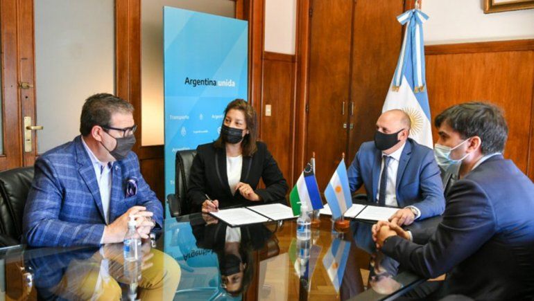 Invertirán $700 millones en dos terminales rionegrinas