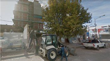 un obrero murio al caer de una obra en el centro de neuquen un obrero murio al caer de una obra en el centro de neuquen