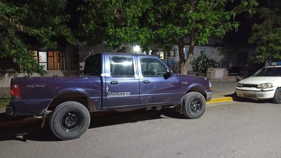 Hacían recorridas de rutina y encontraron una camioneta robada
