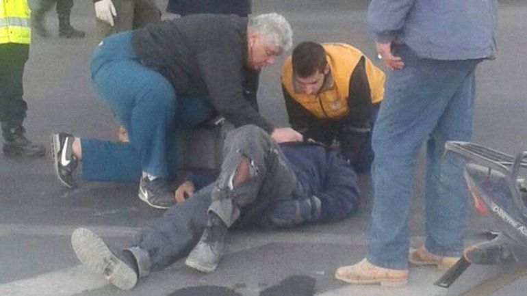 Chocó a una moto en la Ruta 151 y se dio a la fuga