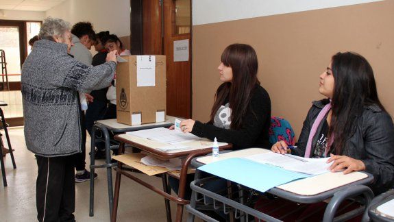 Con el voto parroquial, cada vecino debería ir a la escuela más cercana.