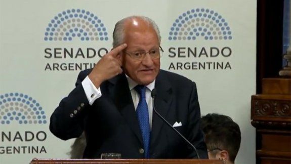 Las polémicas declaraciones sobre el SIDA del médico Abel Albino
