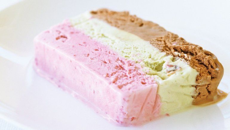 ANMAT prohibió la venta de una marca de mermeladas y otra de helado