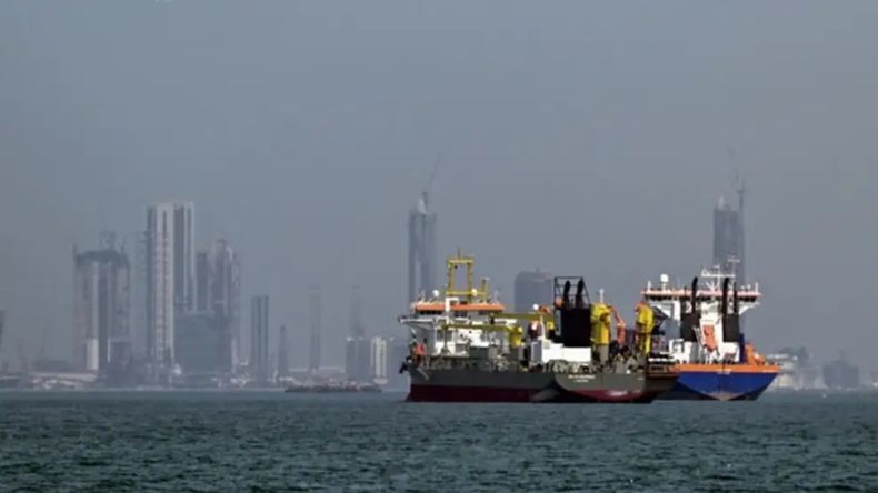 El bloqueo por parte de la Marina de Estados Unidos, efectivamente se inició a las 11 de la mañana de Argentina.