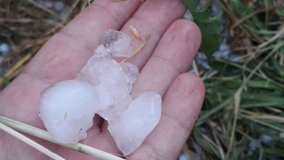 Tormenta en el Alto Valle: mirá cómo granizó en Villa Regina