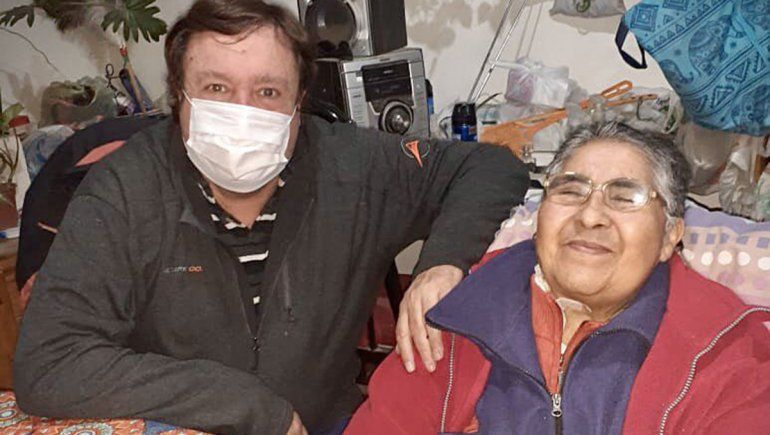 Weretilneck visitó a Carmen Figueroa, emblema en la lucha por la justicia