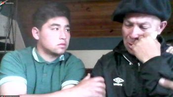 El padre y el hermano de Carina escucharon toda la acusación, muy angustiados, a través de Zoom.