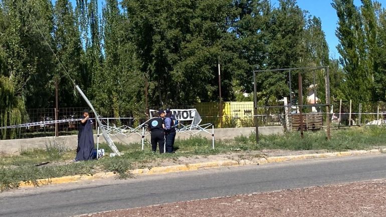 El cuerpo fue descubierto flotando en el canal de riego.&nbsp;
