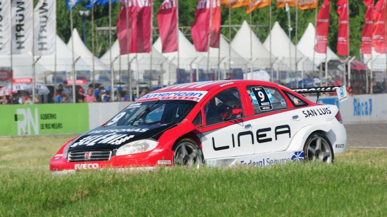 Manu terminó 18º. Hoy volverá a partir en el último lugar.