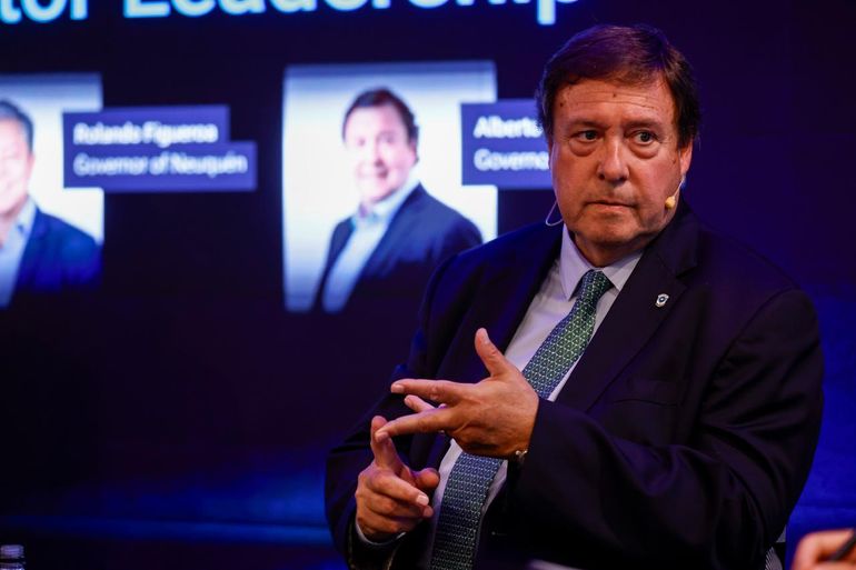 Weretilneck sostuvo que las inversiones que están en ejecución generan más empleo, mayor infraestructura y nuevas oportunidades para los rionegrinos.