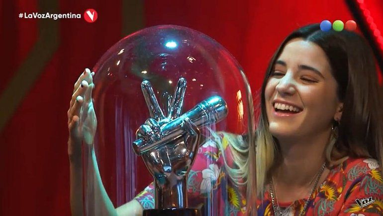 Otra rionegrina entró a La Voz Argentina y la rompió