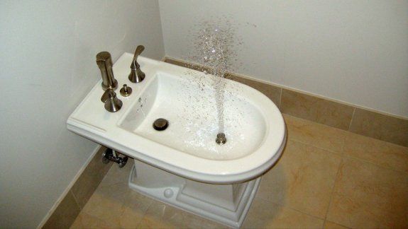 Adiós bidet: esta es la moda que se está instalando en los hogares, más práctica y elegante
